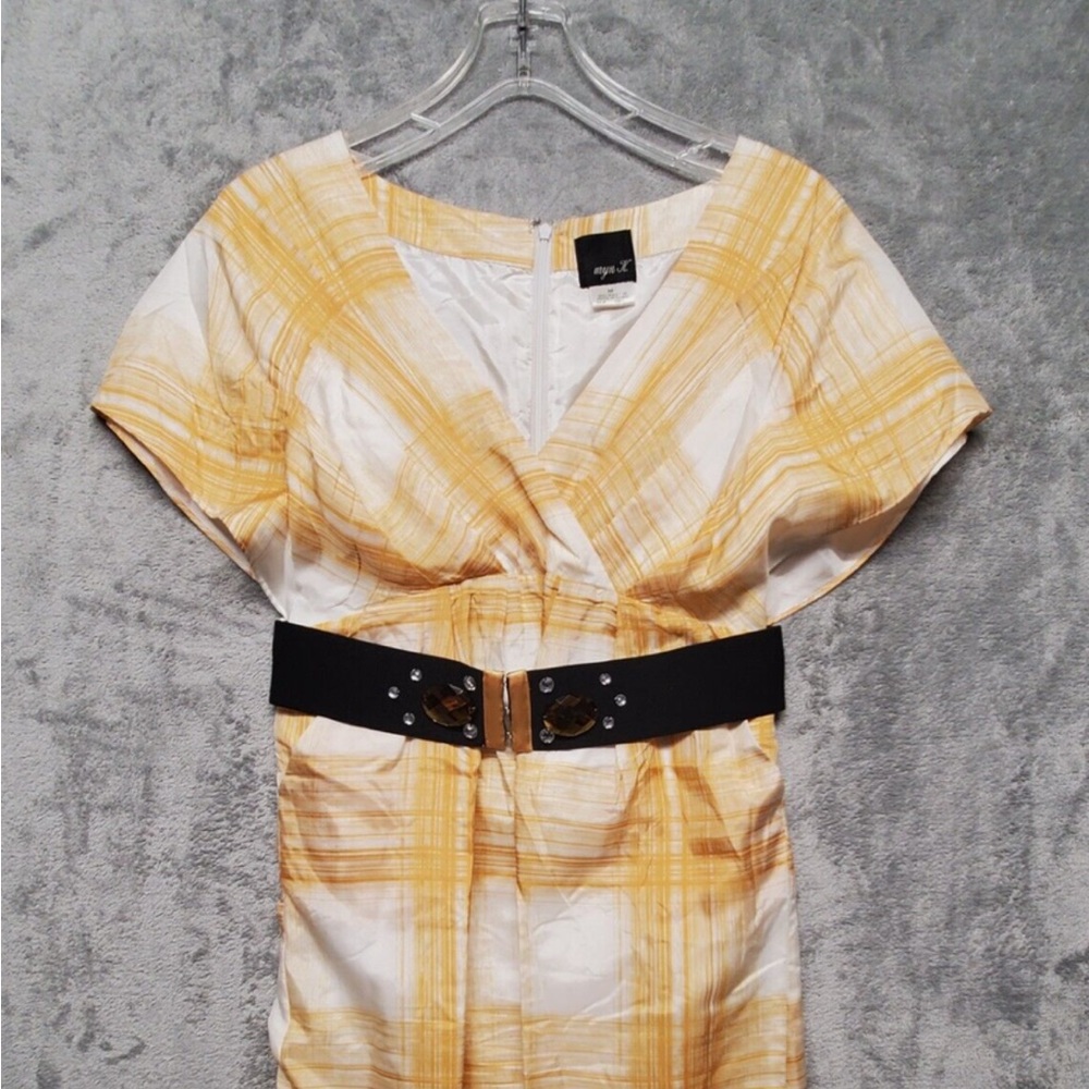 Aryn K. Beautiful 100% silk dress Sz: Small